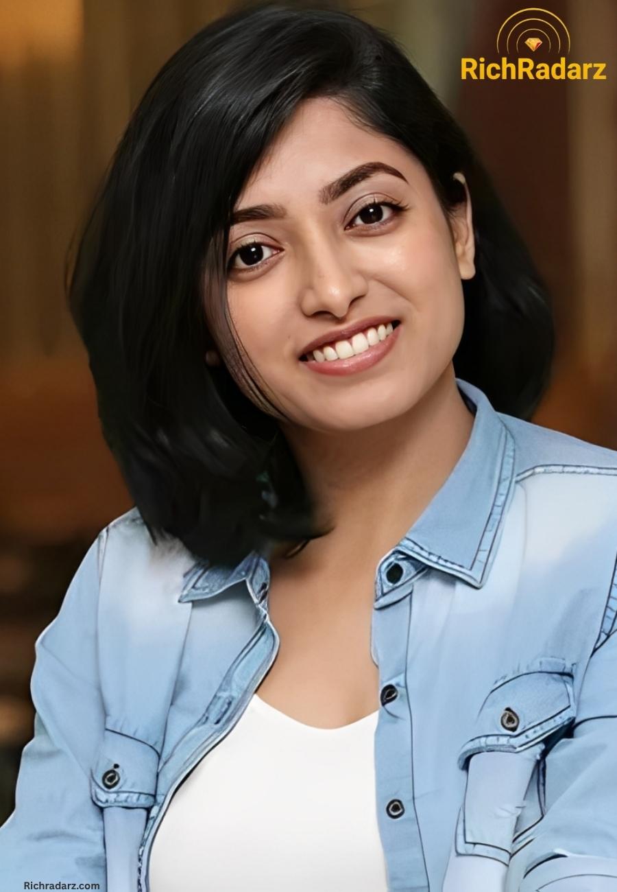 Ishaa Saha on Social Media