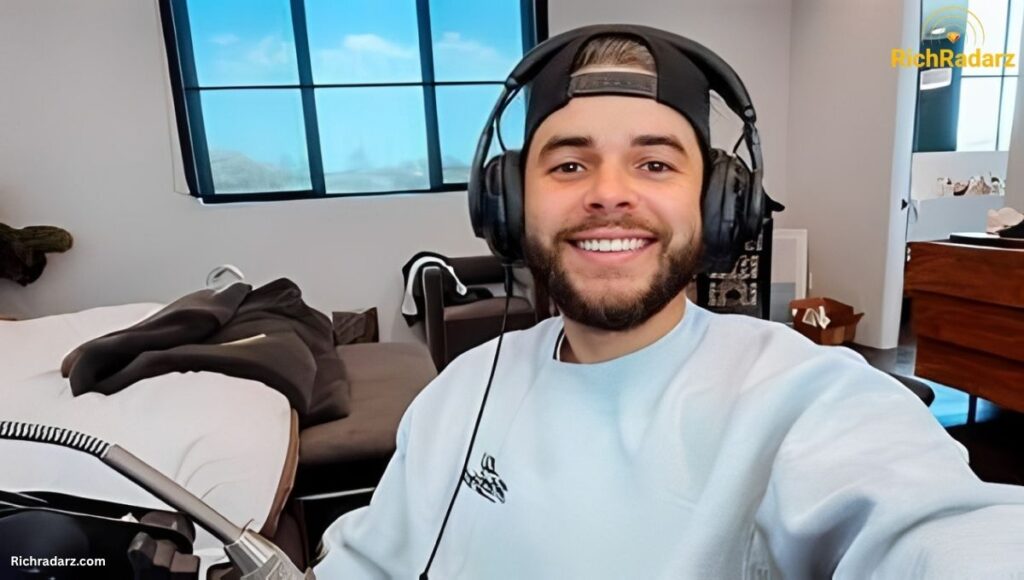 Nadeshot Move to Kick